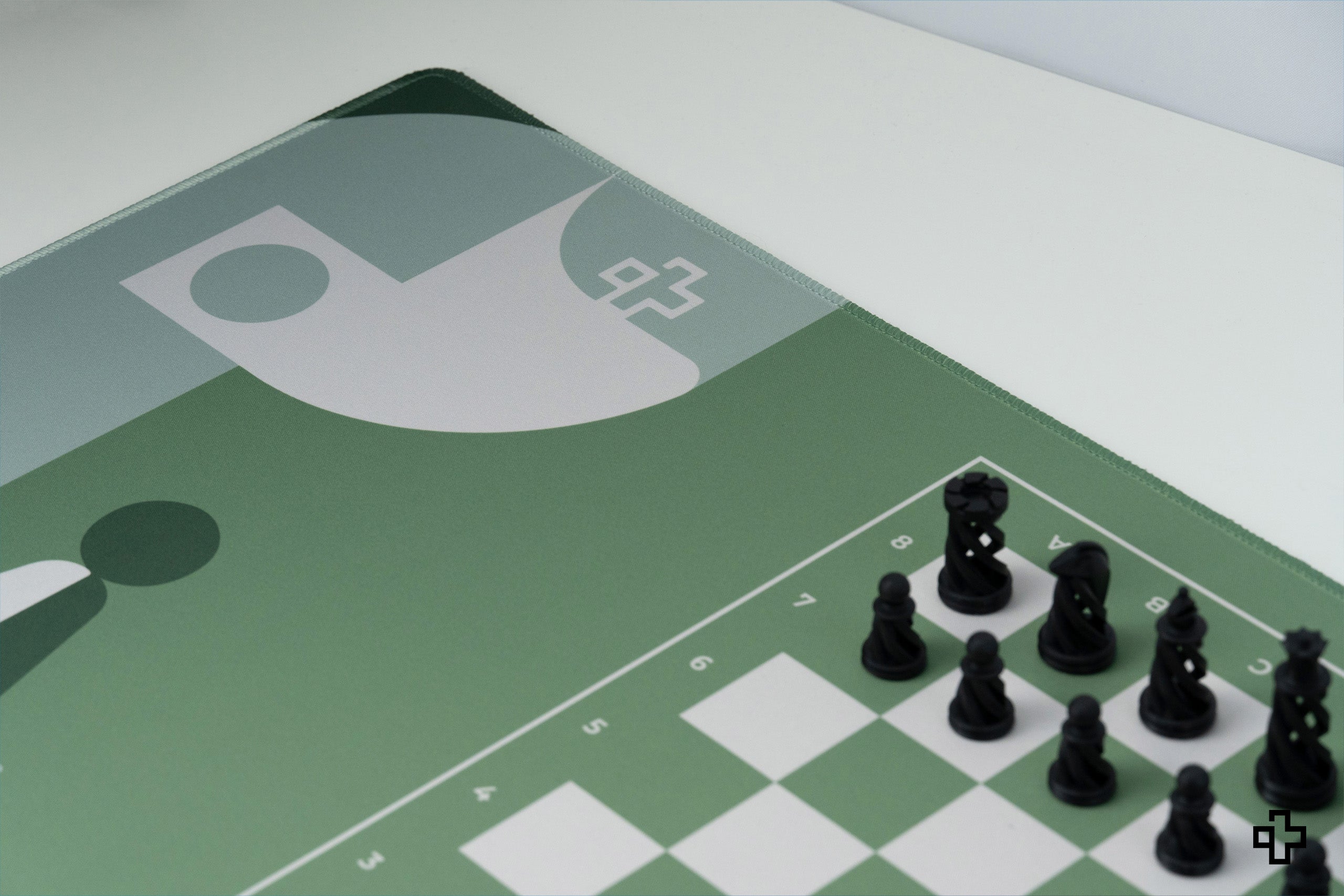 Schreibtischunterlage Mousepad QwertyKey Chess 4 mm Rand