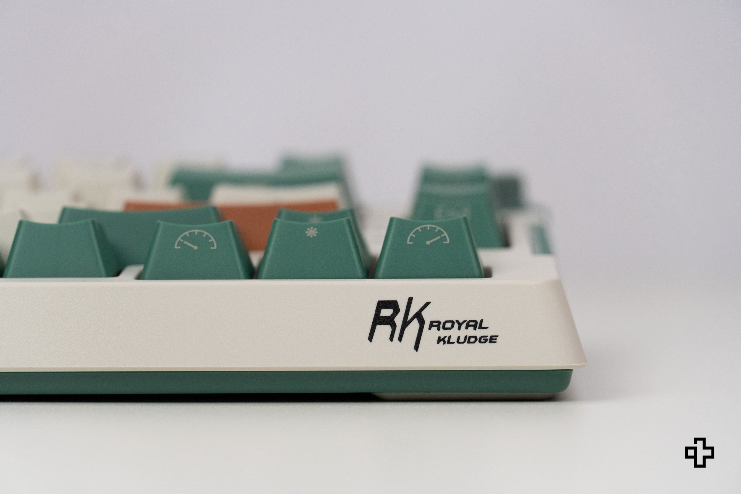 Royal Kludge H81 Time Machine Hotswap RGB Gasket Bluetooth Wireless Mechanical Gaming Keyboard